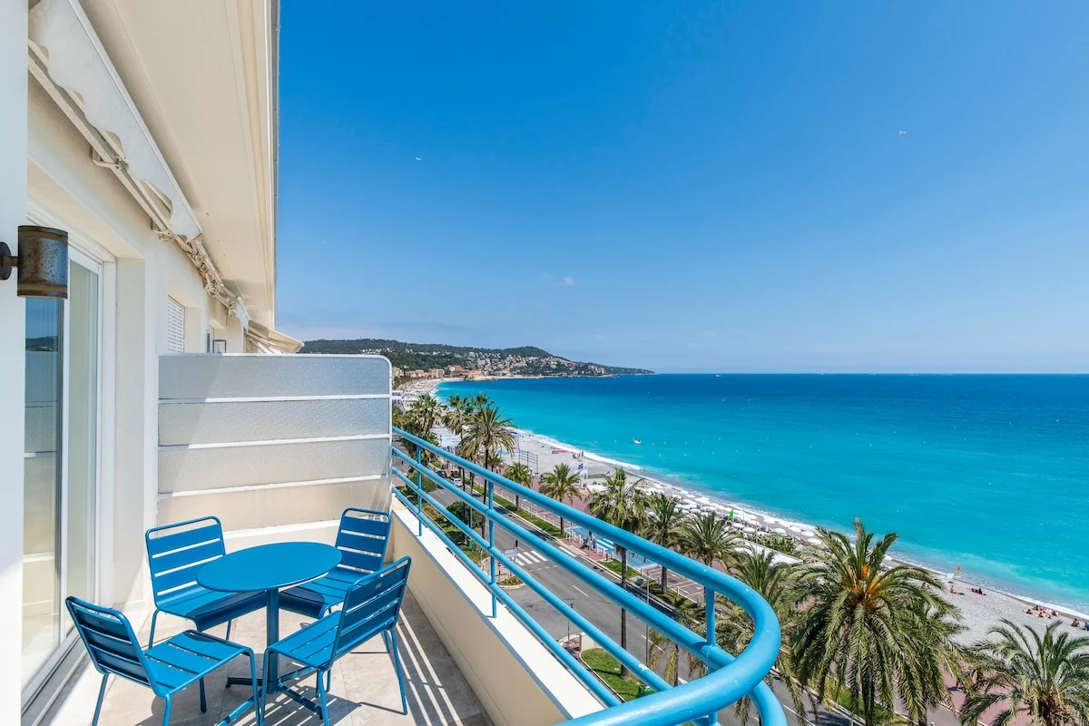 Salon MaisonConte — Vue mer panoramique